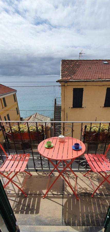 Casa Del Sole Affacciato Sul Mare Apartment แชร์โว ภายนอก รูปภาพ
